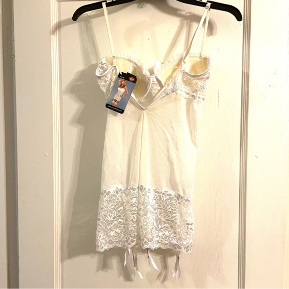 Coquette White Lacy Chemise with Padded Bra | Sexy Sparkly Lingerie Bride Lace - Picture 7 of 14